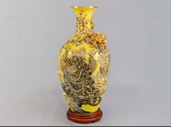 Bảo Bình Chim Công